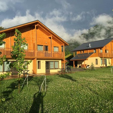 Les Chalets Fleurs De France - Kota Saint-Dalmas Екстериор снимка